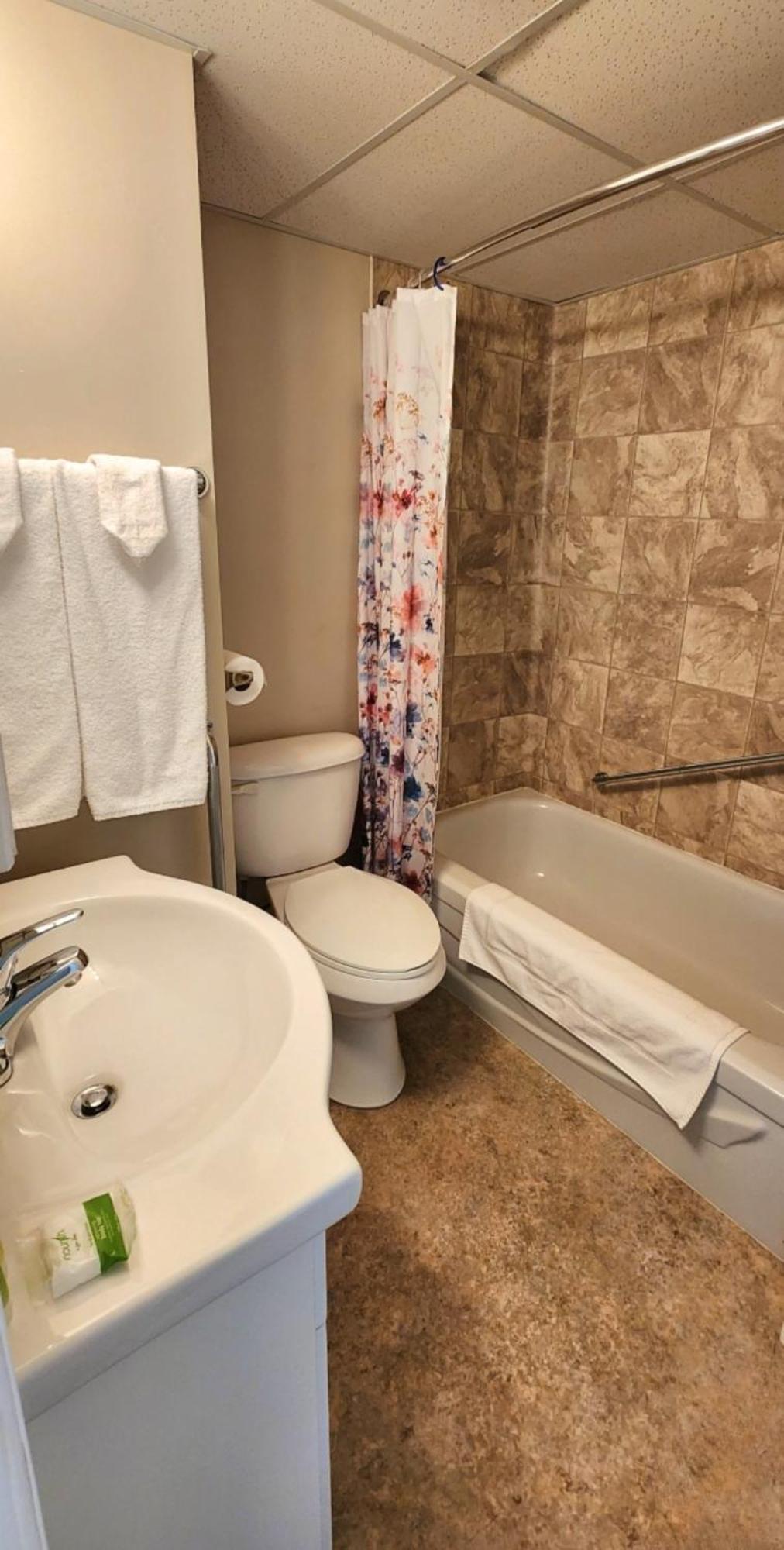 The Medicine Hat Villa Luaran gambar